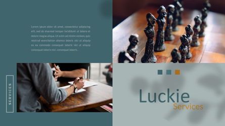 Luckie - Creative Professional Business PowerPoint Template, Folie 10, 08479, Präsentationsvorlagen — PoweredTemplate.com