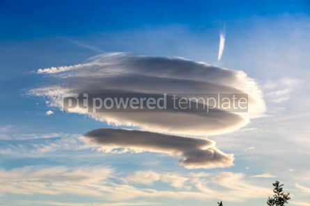 Nature: Large circular clouds (Altocumulus lenticularis duplicatus) in t #03091 Photo