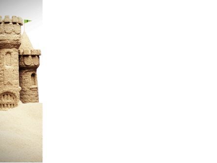 Modello PowerPoint - Castello di sabbia, Slide 3, 09998, Costruzioni — PoweredTemplate.com