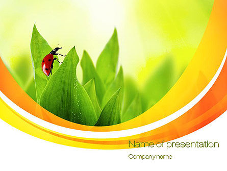 Lieveheersbeestje Op Gras PowerPoint Template, Gratis PowerPoint-sjabloon, 10670, Natuur & Milieu — PoweredTemplate.com
