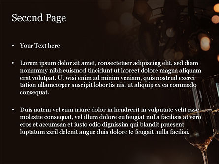 Modello PowerPoint - Festeggia con champagne, Slide 2, 15337, Vacanze/Occasioni Speciali — PoweredTemplate.com