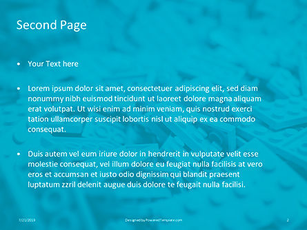 Verstreute blaue bausteine Kostenlose PowerPoint Vorlage, Folie 2, 15788, Education & Training — PoweredTemplate.com