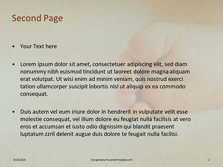 Templat PowerPoint Gratis Kaki Bayi Baru Lahir Dalam Fokus, Slide 2, 15890, Manusia — PoweredTemplate.com