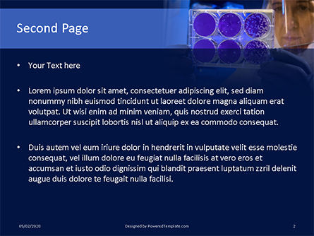 Modèle PowerPoint de doctor working on сoronavirus in medical lab, Diapositive 2, 16476, Médical — PoweredTemplate.com