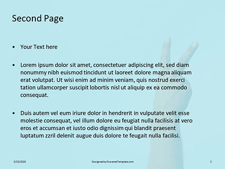 One hand making peace sign at blue sky presentation Kostenlose PowerPoint Vorlage, Folie 2, 16677, Menschen — PoweredTemplate.com